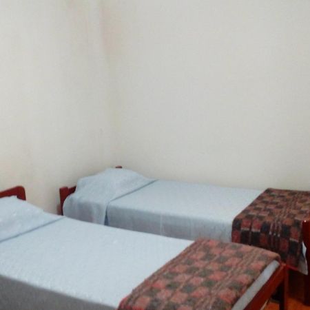 Residencial Santiago Habitaciones Hotel Bed & Break Fast Posadas Exterior foto