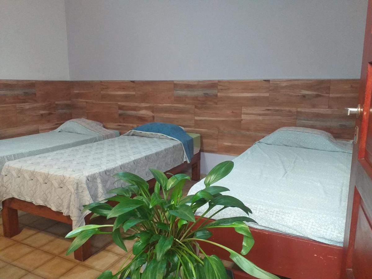 Residencial Santiago Habitaciones Hotel Bed & Break Fast Posadas Exterior foto