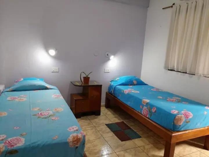 Residencial Santiago Habitaciones Hotel Bed & Break Fast Posadas Exterior foto